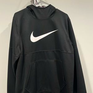 Nike dri fit men’s hoodie spotlight size large